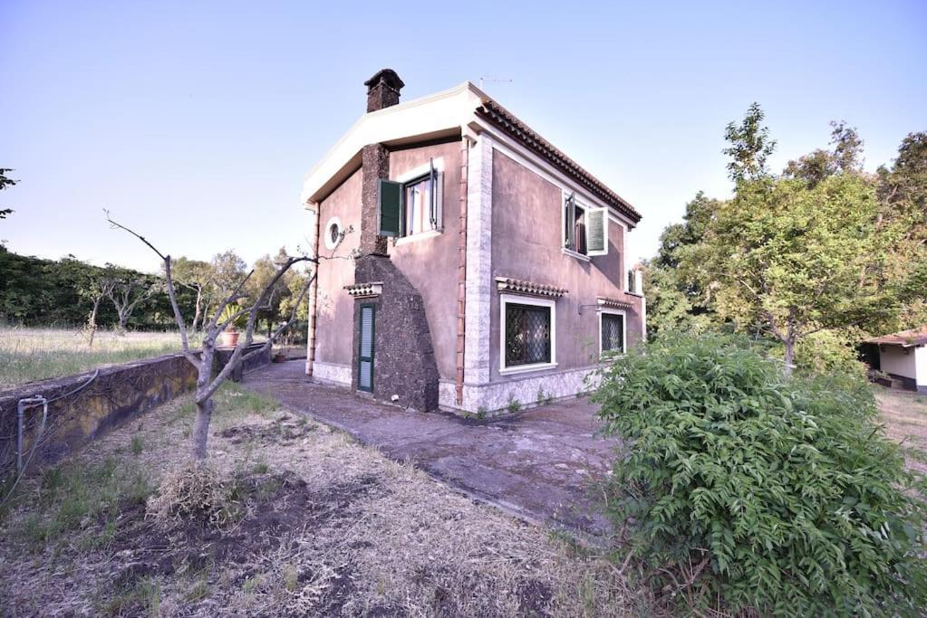 Villa Caterina, Alle Pendici Del Vulcano Etna Viagrande Exterior foto